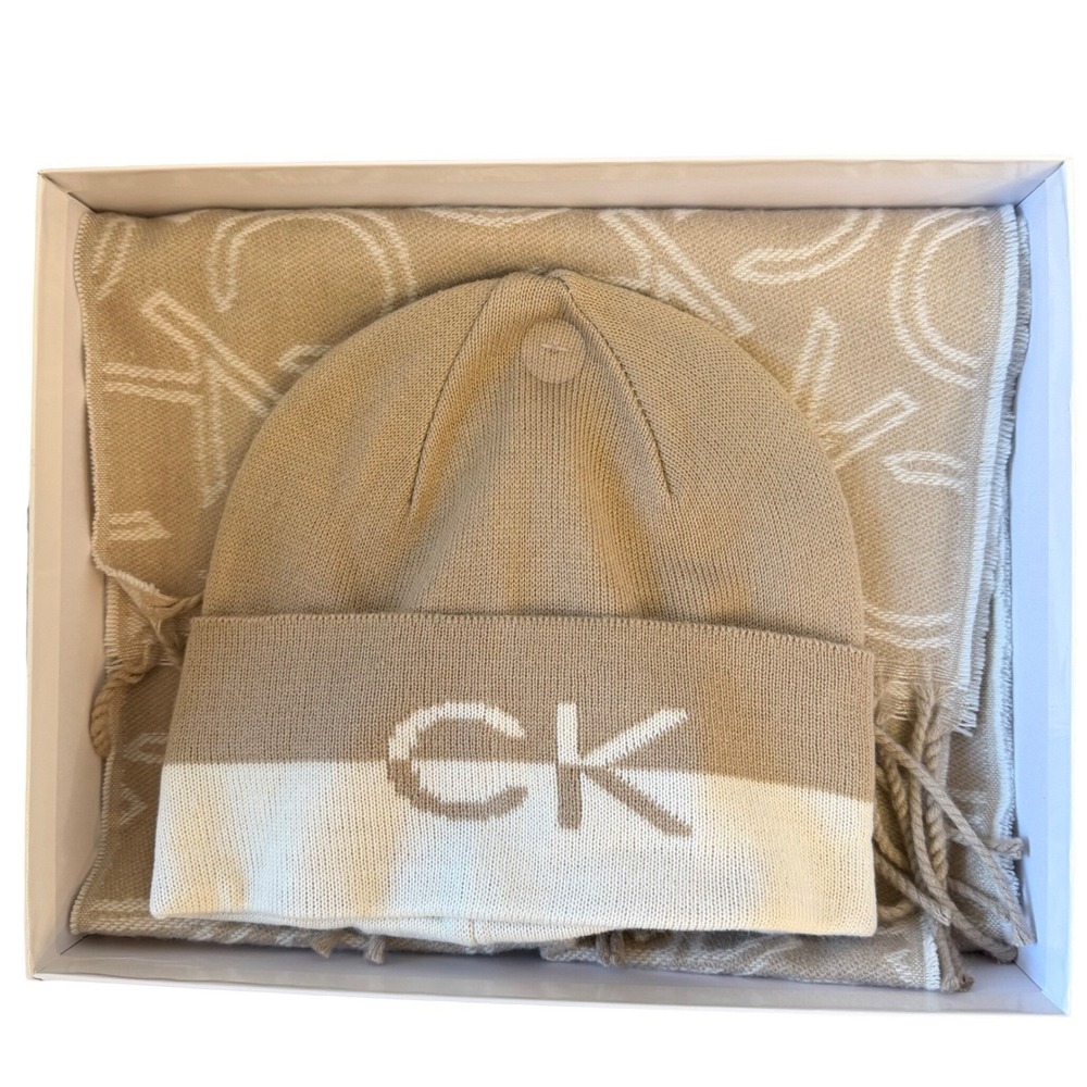 Calvin Klein Beanie and Scarf Set Heathered Almond CK Logo A2KZ7257 New In Box